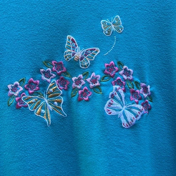 Cabin Creek Embroidered T-shirt - Picture 2 of 4